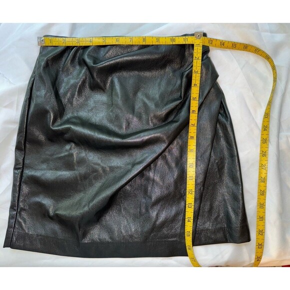 Wilfred Angie vegan leather skirt size 0 - Picture 7 of 9